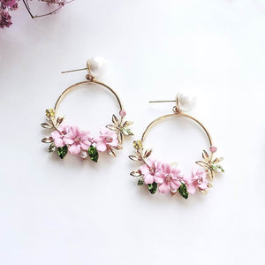 Floral Bridal Pearl Earrings - Simply Basy